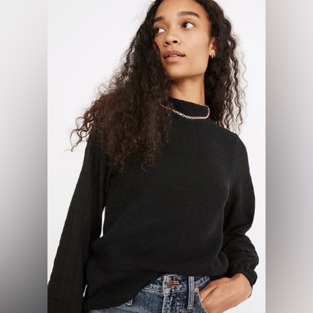 💥PRICE DROP💥 Weavemix Mockneck Bubble-Sleeve Top
